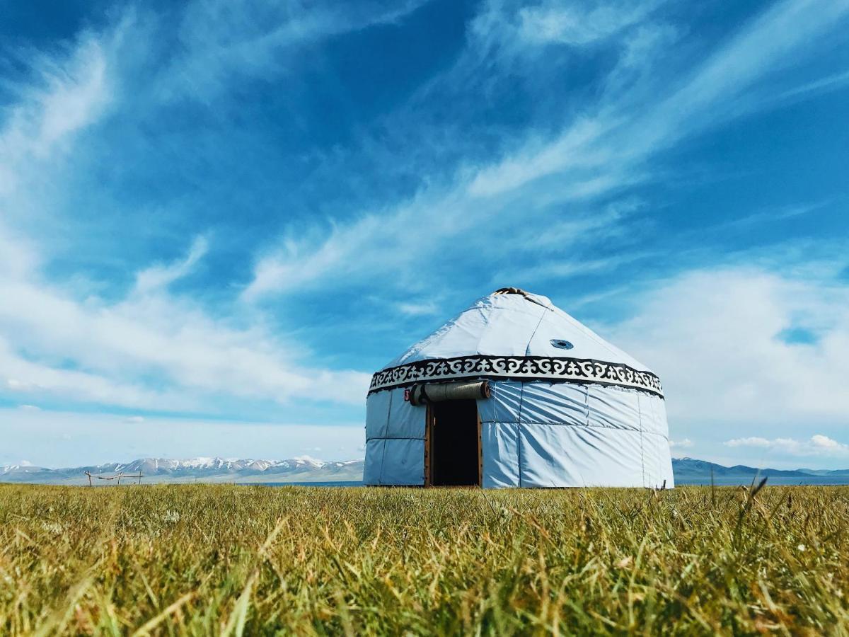 ホテルYurt Camp Muras In Song Kol Lake Kochkor エクステリア 写真