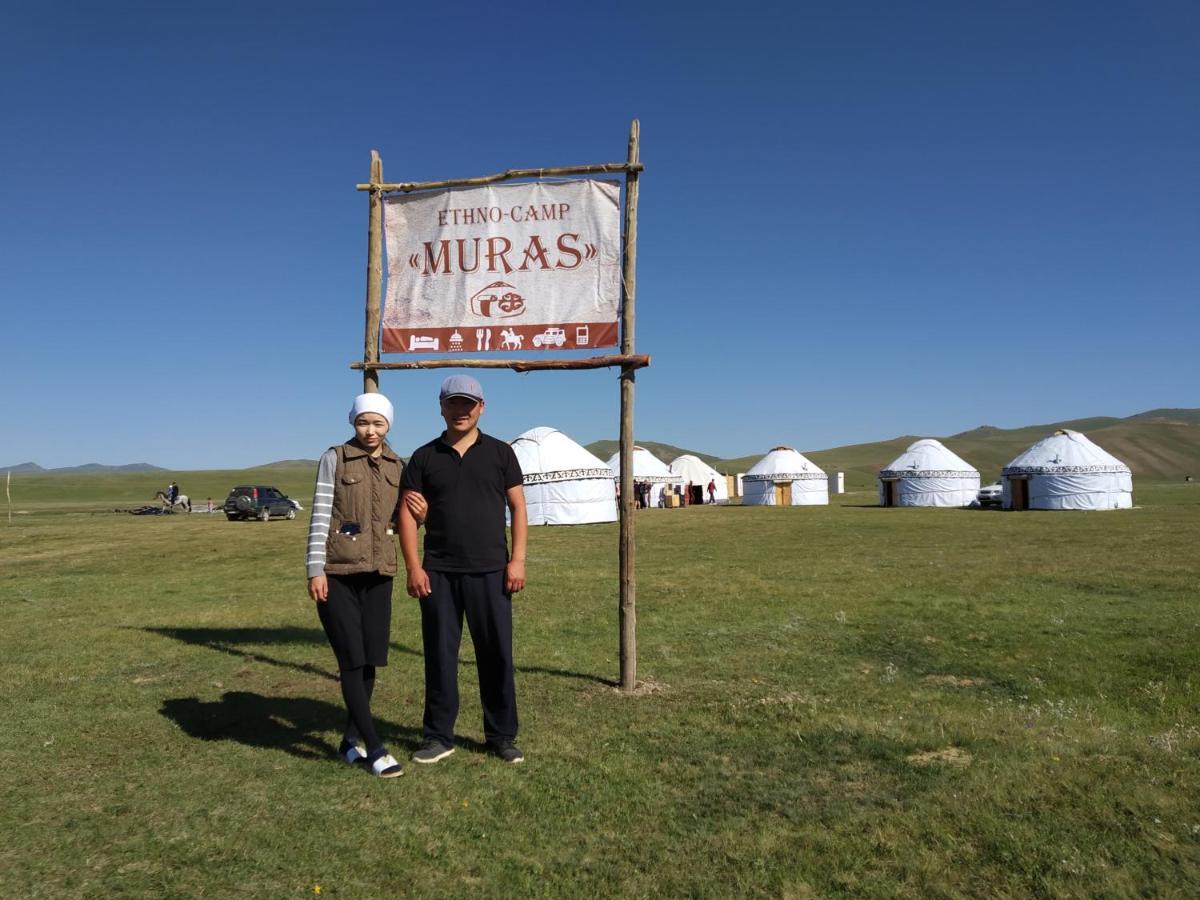 ホテルYurt Camp Muras In Song Kol Lake Kochkor エクステリア 写真